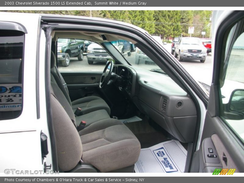 Summit White / Medium Gray 2003 Chevrolet Silverado 1500 LS Extended Cab