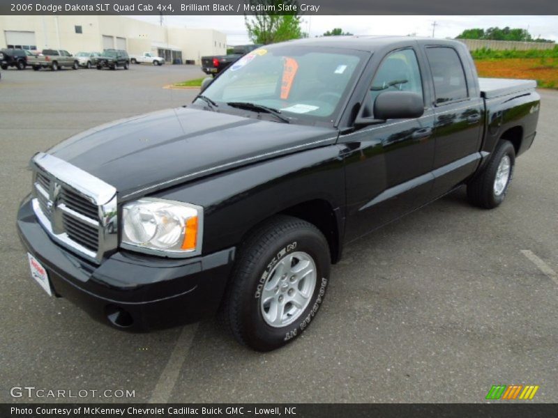 Brilliant Black / Medium Slate Gray 2006 Dodge Dakota SLT Quad Cab 4x4