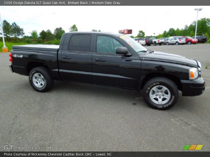 Brilliant Black / Medium Slate Gray 2006 Dodge Dakota SLT Quad Cab 4x4