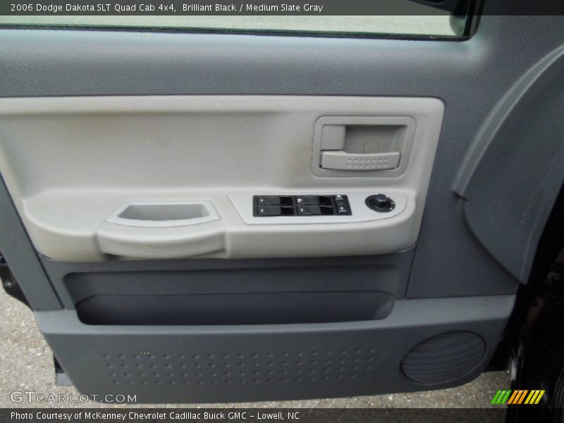 Brilliant Black / Medium Slate Gray 2006 Dodge Dakota SLT Quad Cab 4x4