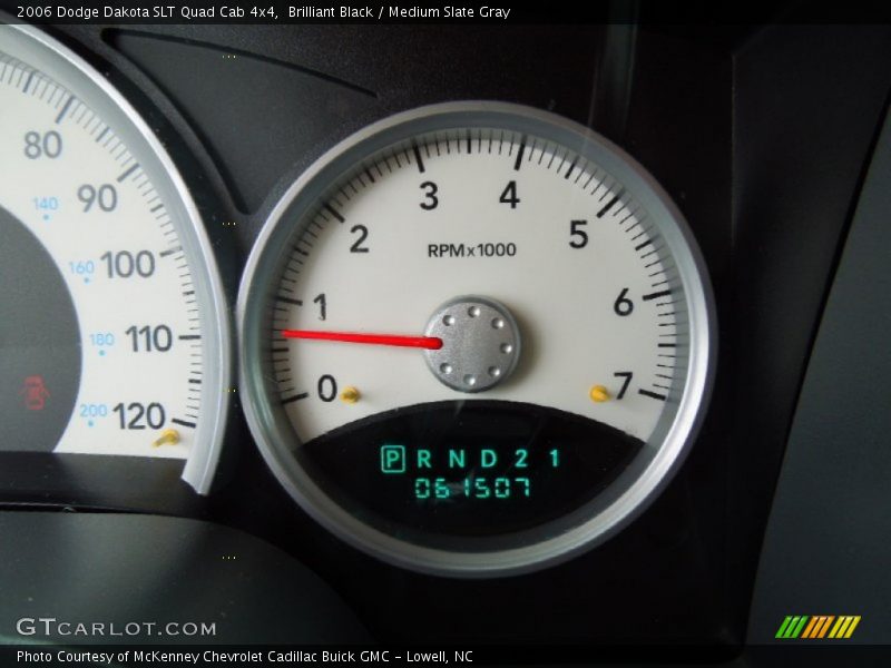 Brilliant Black / Medium Slate Gray 2006 Dodge Dakota SLT Quad Cab 4x4