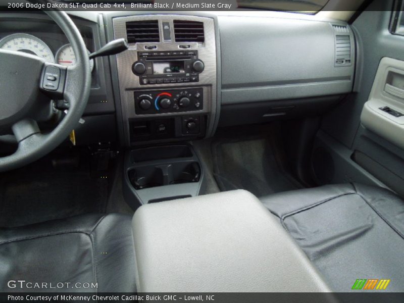 Brilliant Black / Medium Slate Gray 2006 Dodge Dakota SLT Quad Cab 4x4