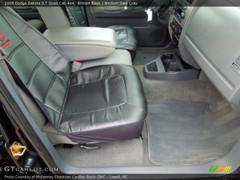 Brilliant Black / Medium Slate Gray 2006 Dodge Dakota SLT Quad Cab 4x4
