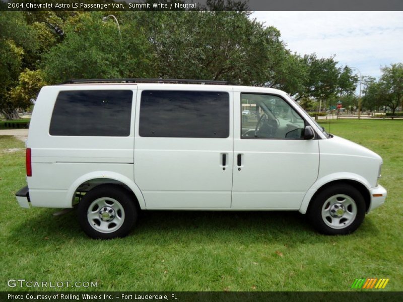  2004 Astro LS Passenger Van Summit White