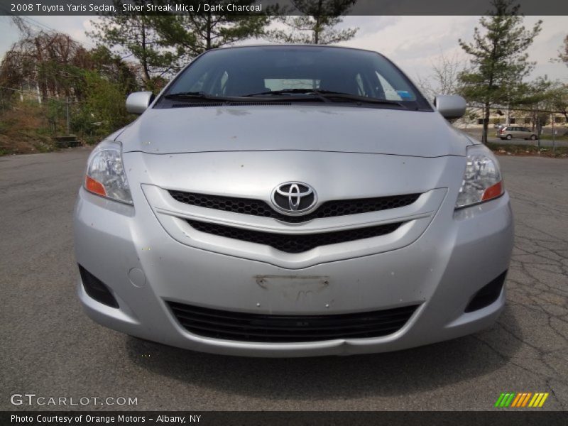 Silver Streak Mica / Dark Charcoal 2008 Toyota Yaris Sedan