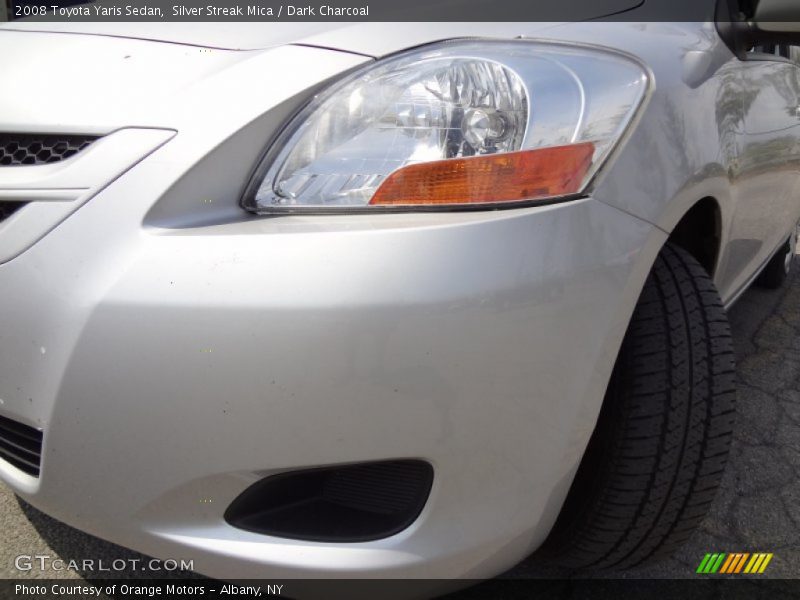 Silver Streak Mica / Dark Charcoal 2008 Toyota Yaris Sedan