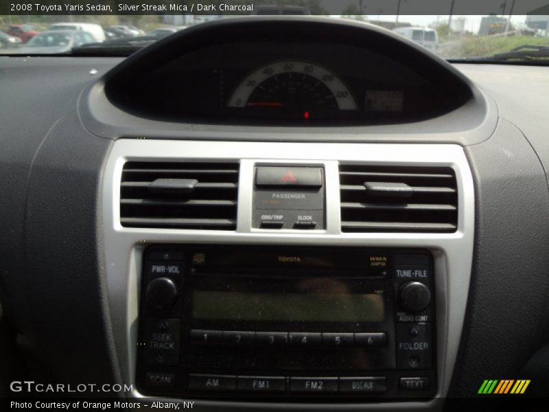 Silver Streak Mica / Dark Charcoal 2008 Toyota Yaris Sedan
