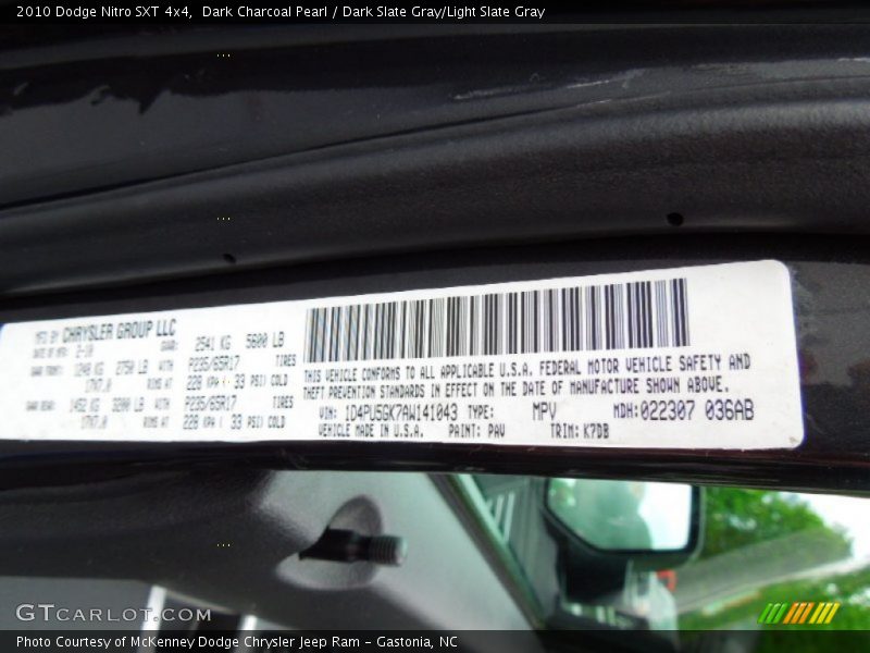 Dark Charcoal Pearl / Dark Slate Gray/Light Slate Gray 2010 Dodge Nitro SXT 4x4