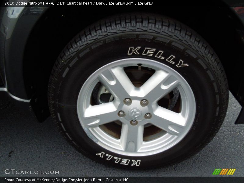 Dark Charcoal Pearl / Dark Slate Gray/Light Slate Gray 2010 Dodge Nitro SXT 4x4