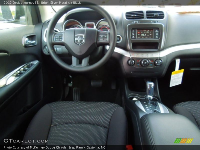 Bright Silver Metallic / Black 2012 Dodge Journey SE