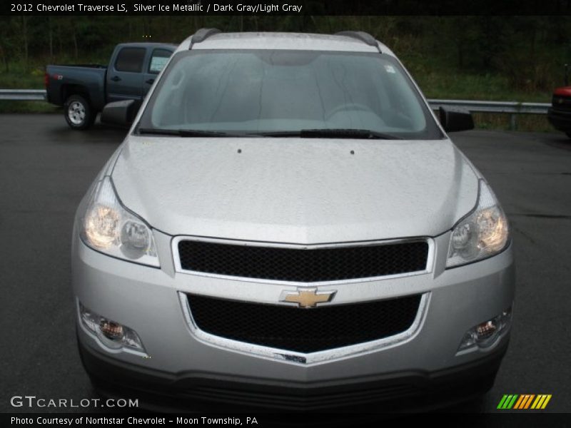 Silver Ice Metallic / Dark Gray/Light Gray 2012 Chevrolet Traverse LS