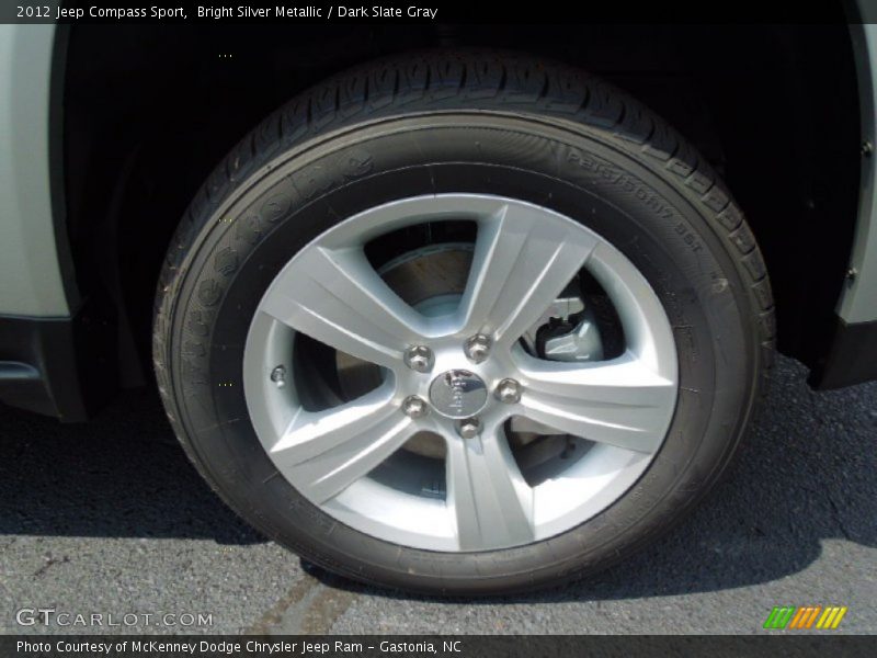 Bright Silver Metallic / Dark Slate Gray 2012 Jeep Compass Sport
