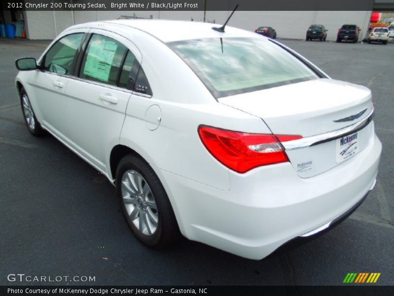 Bright White / Black/Light Frost 2012 Chrysler 200 Touring Sedan