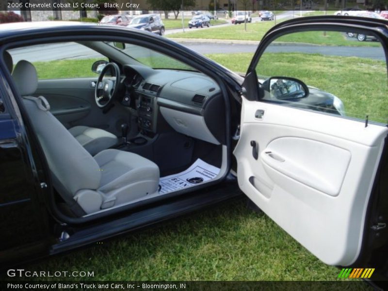 Black / Gray 2006 Chevrolet Cobalt LS Coupe