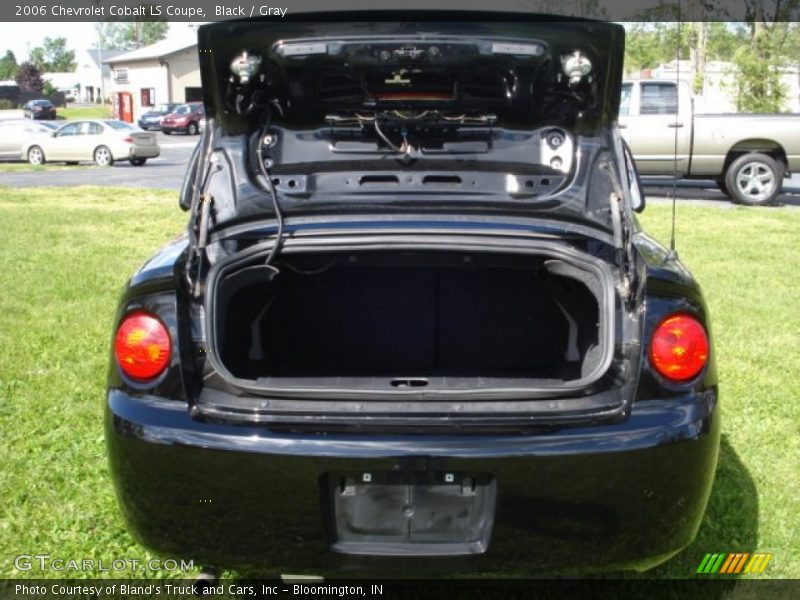 Black / Gray 2006 Chevrolet Cobalt LS Coupe