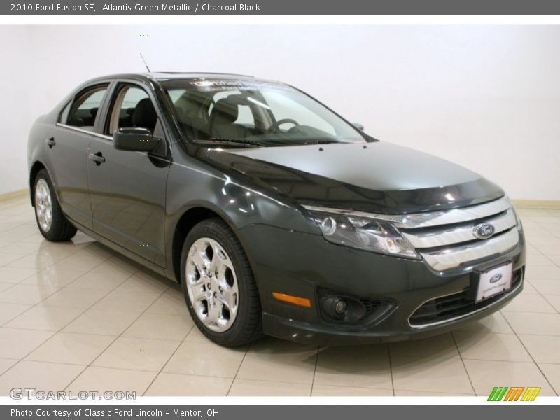 Atlantis Green Metallic / Charcoal Black 2010 Ford Fusion SE