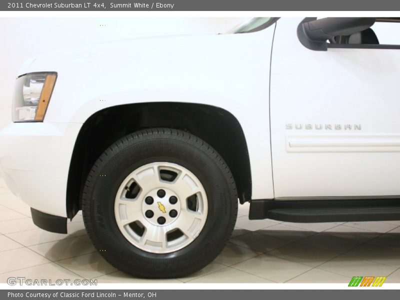 Summit White / Ebony 2011 Chevrolet Suburban LT 4x4