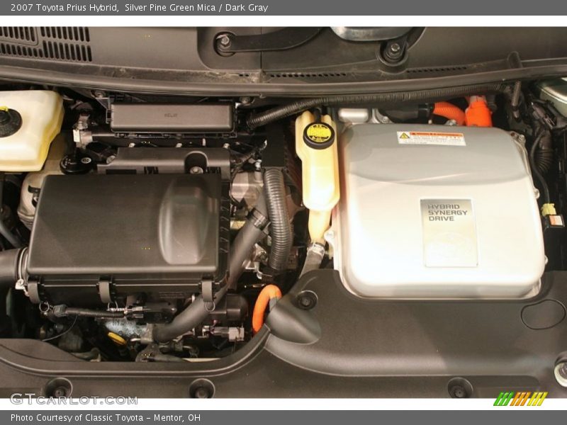  2007 Prius Hybrid Engine - 1.5 Liter DOHC 16-Valve VVT-i 4 Cylinder Gasoline/Electric Hybrid