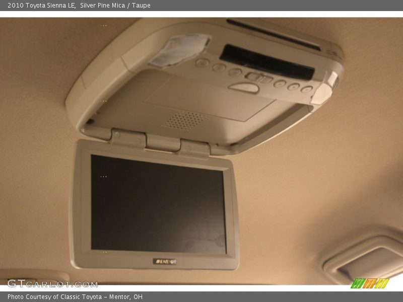 Silver Pine Mica / Taupe 2010 Toyota Sienna LE