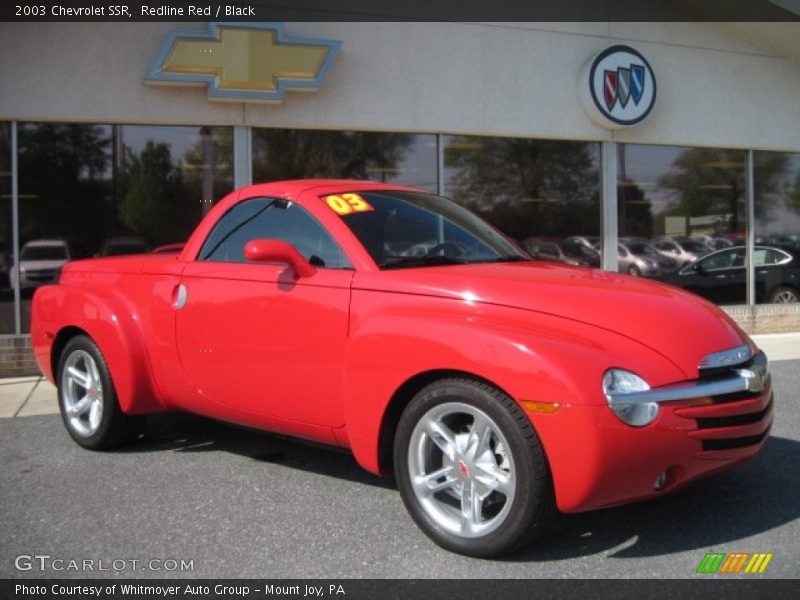 Front 3/4 View of 2003 SSR 