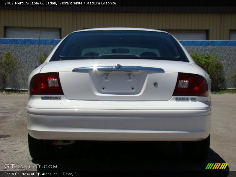 Vibrant White / Medium Graphite 2002 Mercury Sable GS Sedan