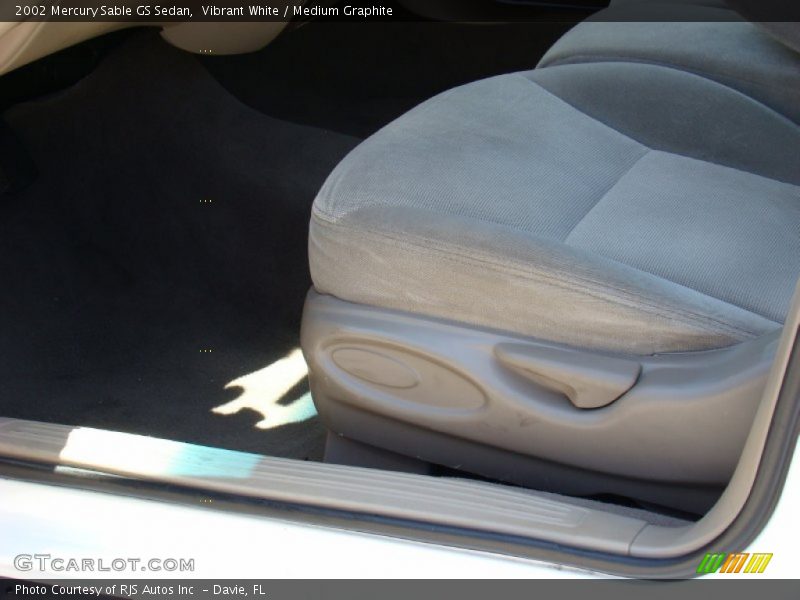 Vibrant White / Medium Graphite 2002 Mercury Sable GS Sedan