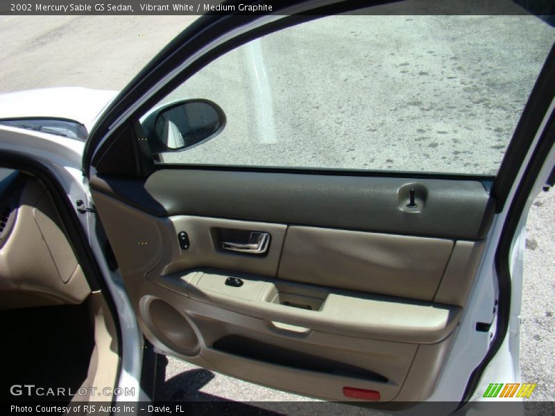 Vibrant White / Medium Graphite 2002 Mercury Sable GS Sedan