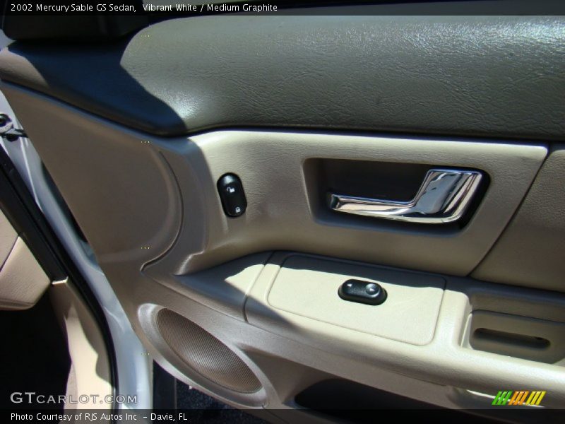 Vibrant White / Medium Graphite 2002 Mercury Sable GS Sedan