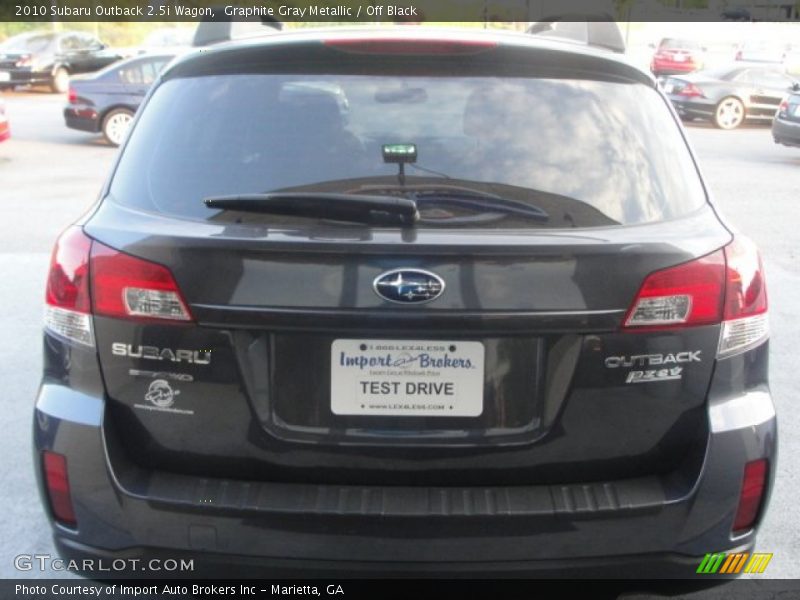 Graphite Gray Metallic / Off Black 2010 Subaru Outback 2.5i Wagon