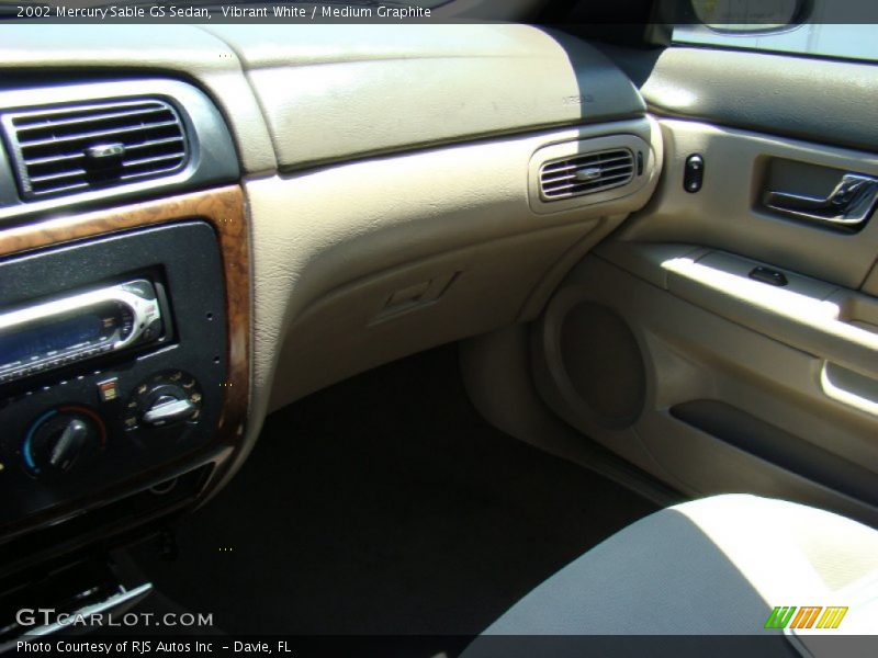 Vibrant White / Medium Graphite 2002 Mercury Sable GS Sedan