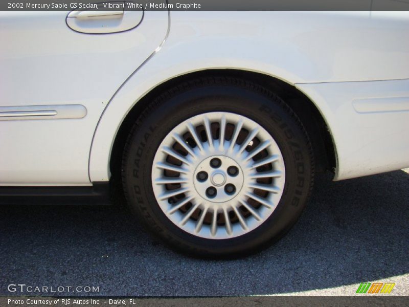 Vibrant White / Medium Graphite 2002 Mercury Sable GS Sedan
