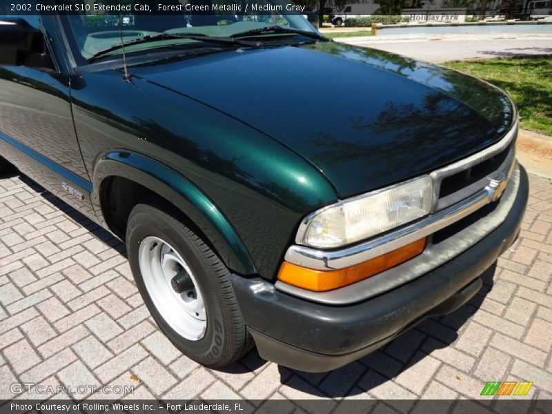 Forest Green Metallic / Medium Gray 2002 Chevrolet S10 Extended Cab