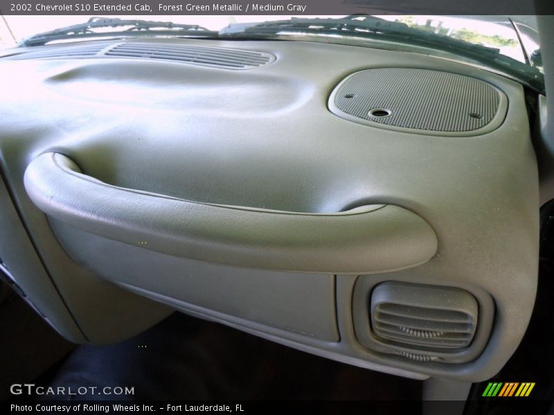 Forest Green Metallic / Medium Gray 2002 Chevrolet S10 Extended Cab