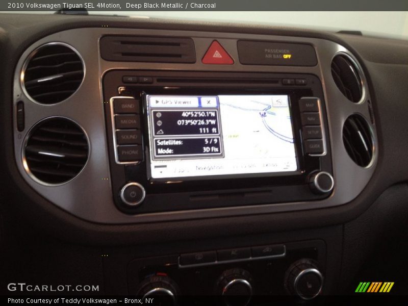 Deep Black Metallic / Charcoal 2010 Volkswagen Tiguan SEL 4Motion