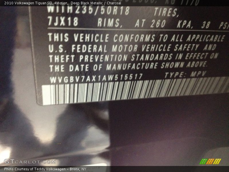 Deep Black Metallic / Charcoal 2010 Volkswagen Tiguan SEL 4Motion