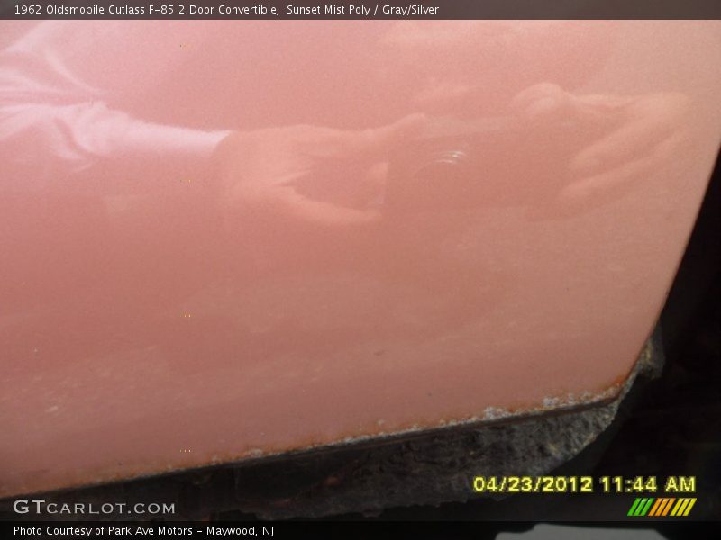 Color Sample of 1962 Cutlass F-85 2 Door Convertible