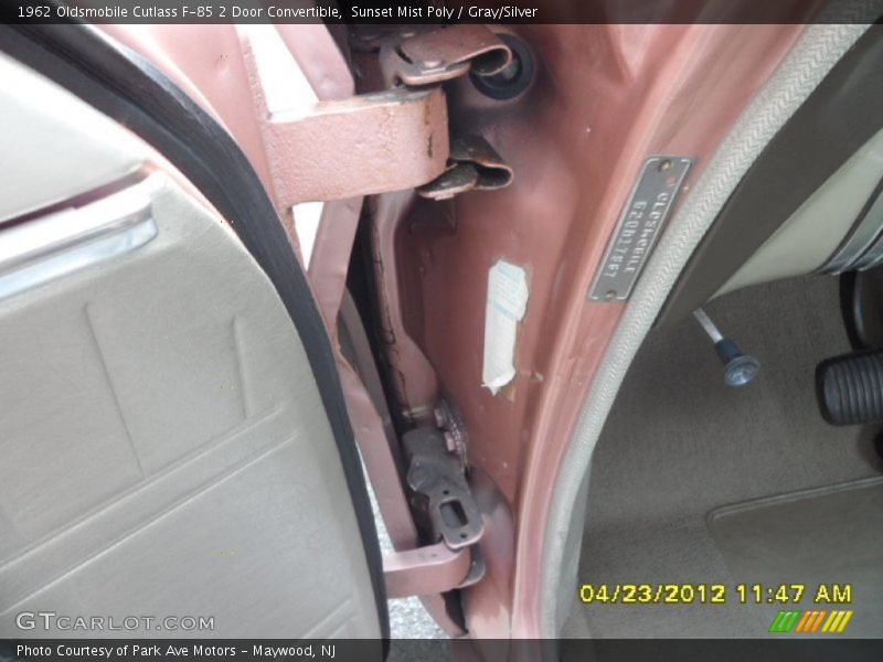 Sunset Mist Poly / Gray/Silver 1962 Oldsmobile Cutlass F-85 2 Door Convertible