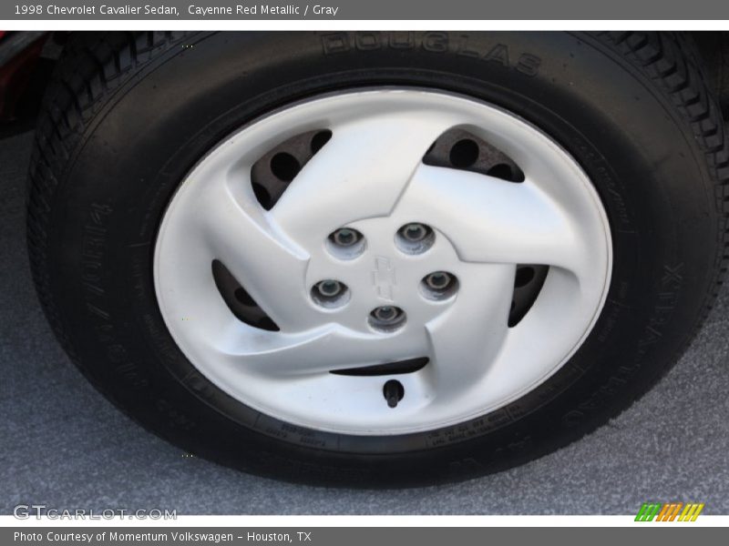 Cayenne Red Metallic / Gray 1998 Chevrolet Cavalier Sedan