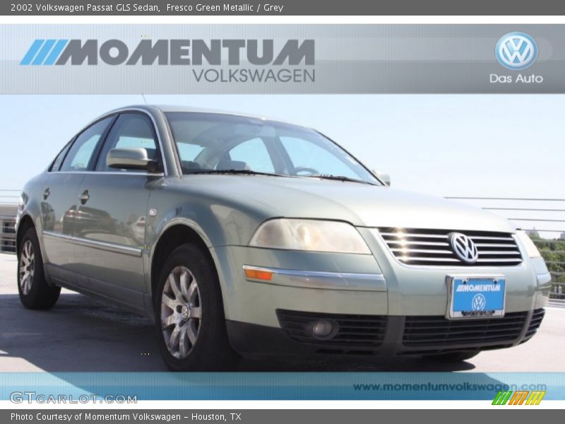 Fresco Green Metallic / Grey 2002 Volkswagen Passat GLS Sedan