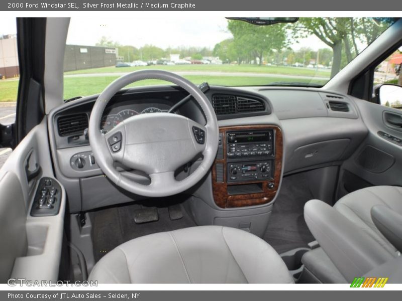  2000 Windstar SEL Medium Graphite Interior