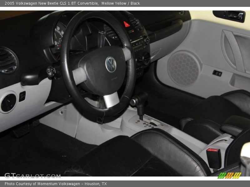 Mellow Yellow / Black 2005 Volkswagen New Beetle GLS 1.8T Convertible