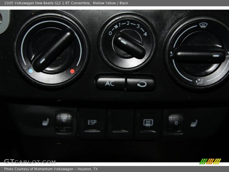 Mellow Yellow / Black 2005 Volkswagen New Beetle GLS 1.8T Convertible