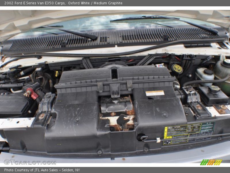Oxford White / Medium Graphite 2002 Ford E Series Van E350 Cargo