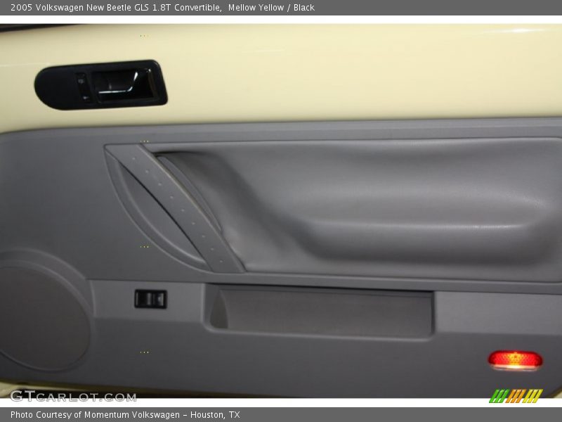 Mellow Yellow / Black 2005 Volkswagen New Beetle GLS 1.8T Convertible