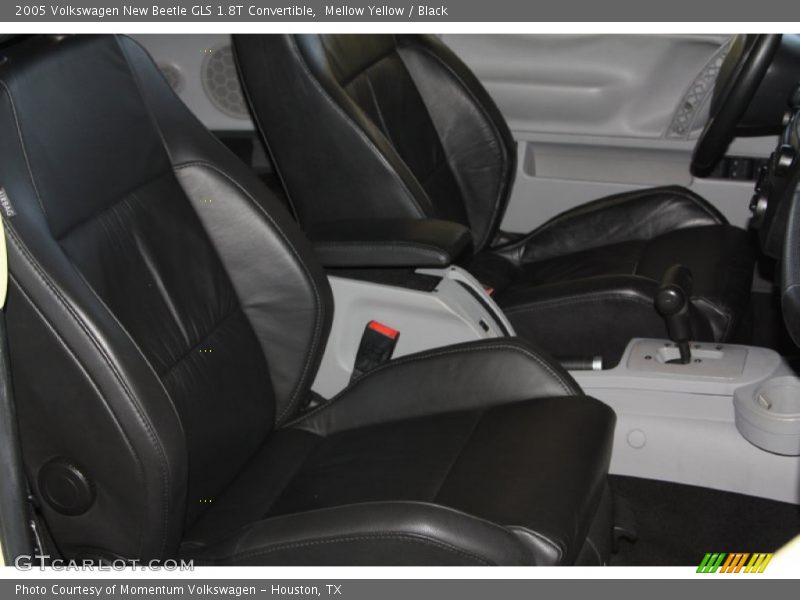 Mellow Yellow / Black 2005 Volkswagen New Beetle GLS 1.8T Convertible