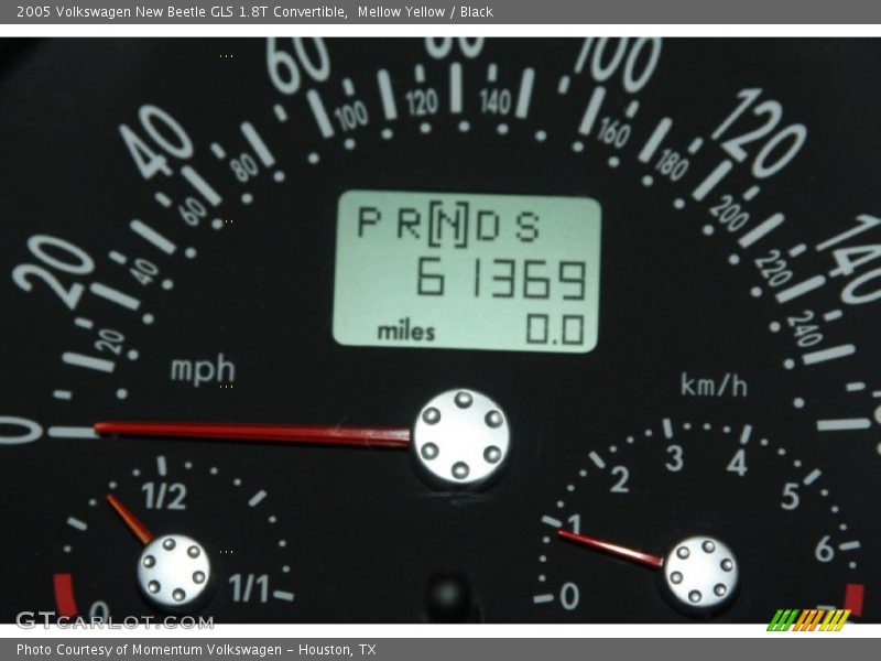 Mellow Yellow / Black 2005 Volkswagen New Beetle GLS 1.8T Convertible