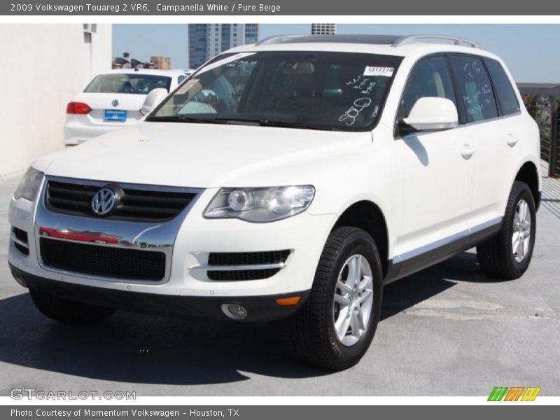 Campanella White / Pure Beige 2009 Volkswagen Touareg 2 VR6