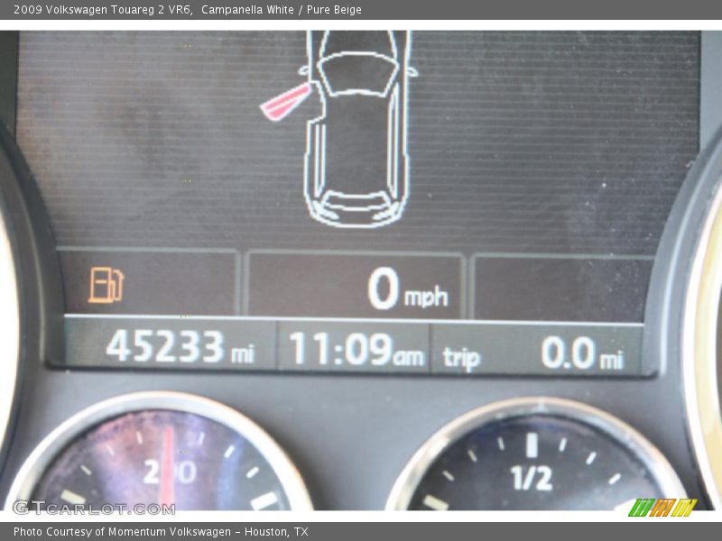 Campanella White / Pure Beige 2009 Volkswagen Touareg 2 VR6
