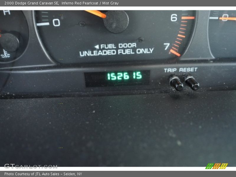 Inferno Red Pearlcoat / Mist Gray 2000 Dodge Grand Caravan SE