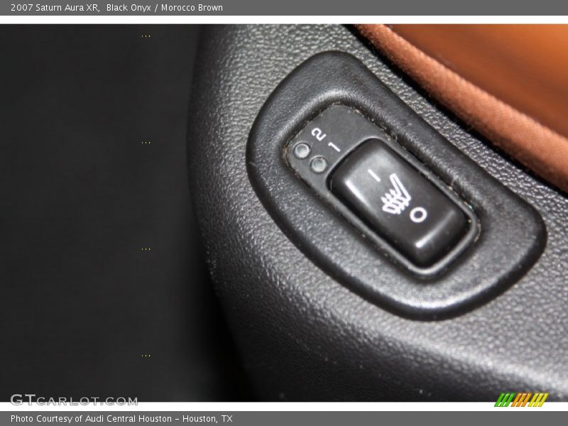 Black Onyx / Morocco Brown 2007 Saturn Aura XR